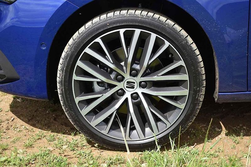 Nový Seat Leon jsme vzali i na silničky v okolí hradu Krakovec