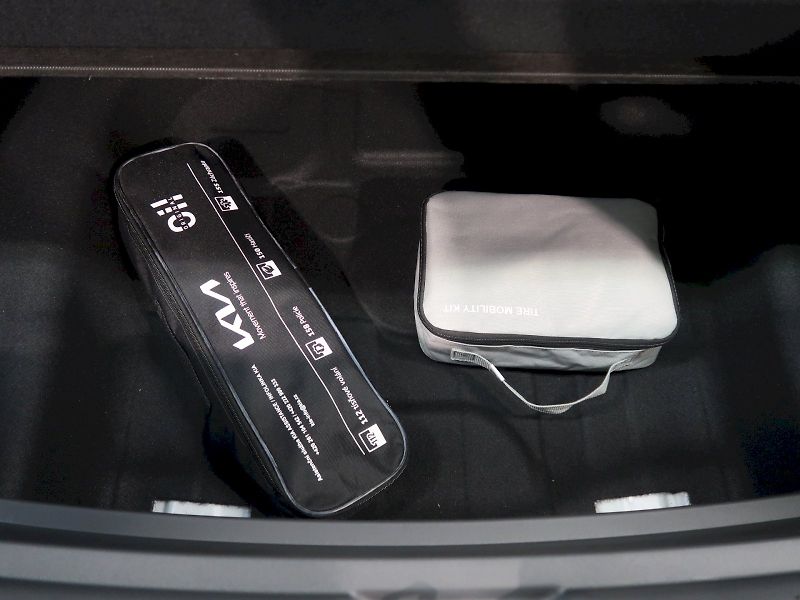 Kia EV3 (2025) AIR 81,4kWh 150KW - fotka 40 z 40