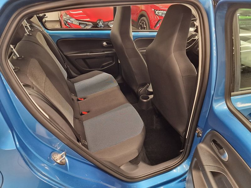 Volkswagen up! (2017) 1.0 Mii MAN 2017 | Záruka - fotka 18 z 38