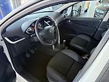 Peugeot 207 1,4   54 kW,HUSKY,SERVISKA - náhled 7