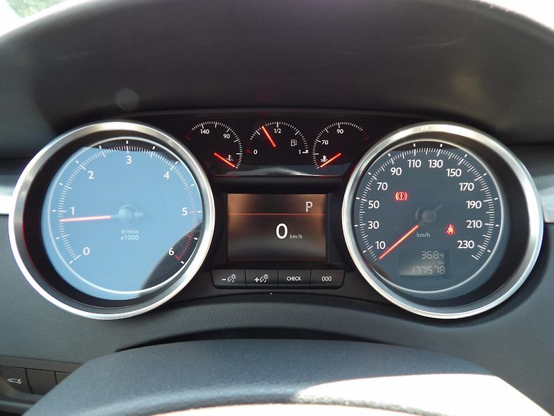 Peugeot 508 (2015) SW RXH 2,0 HDi 180 EAT6 - fotka 19 z 47