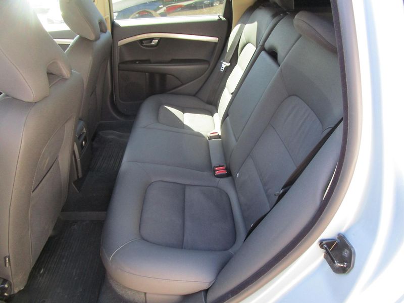 Volvo V70 - fotka 9 z 17