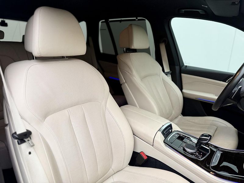 BMW X5 (2019) BMW X5 m50d  - fotka 22 z 25
