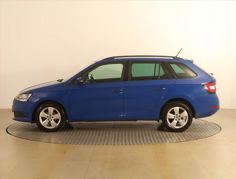 Škoda Fabia (2019) 1.0, Park. senzory - fotka 3 z 15