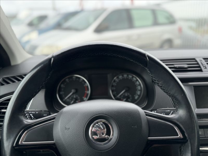 Škoda Fabia 1,2 TSI 81kW 6KVALT NOVÉ V ČR - fotka 11 z 26