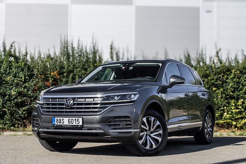 Volkswagen Touareg - fotografie inzerátu