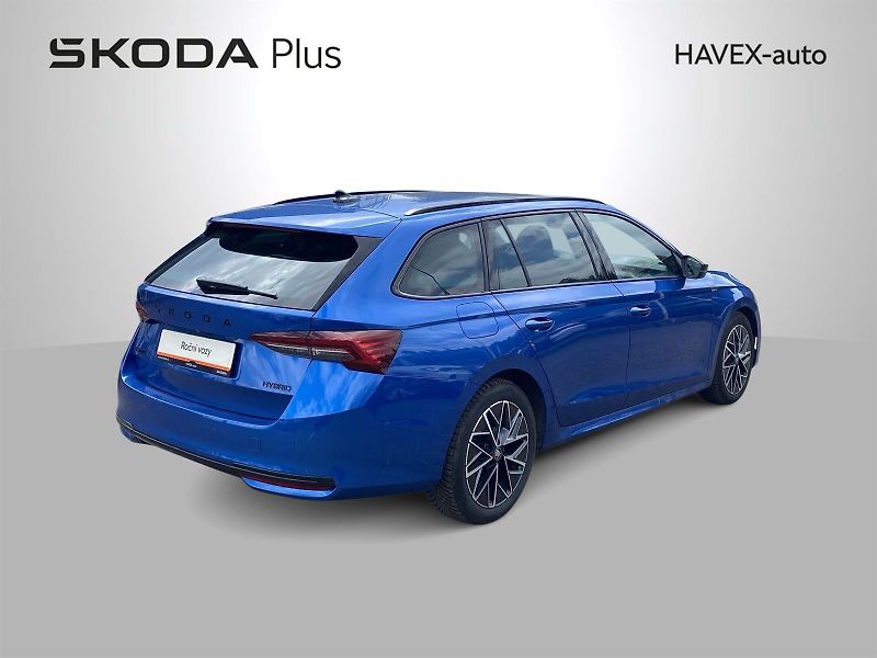 Škoda Octavia (2025) Combi 1.5 TSI M-HEV DSG Sportl - fotka 2 z 34