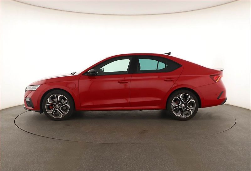 Škoda Octavia (2021) RS 1.4 TSI iV - fotka 3 z 20