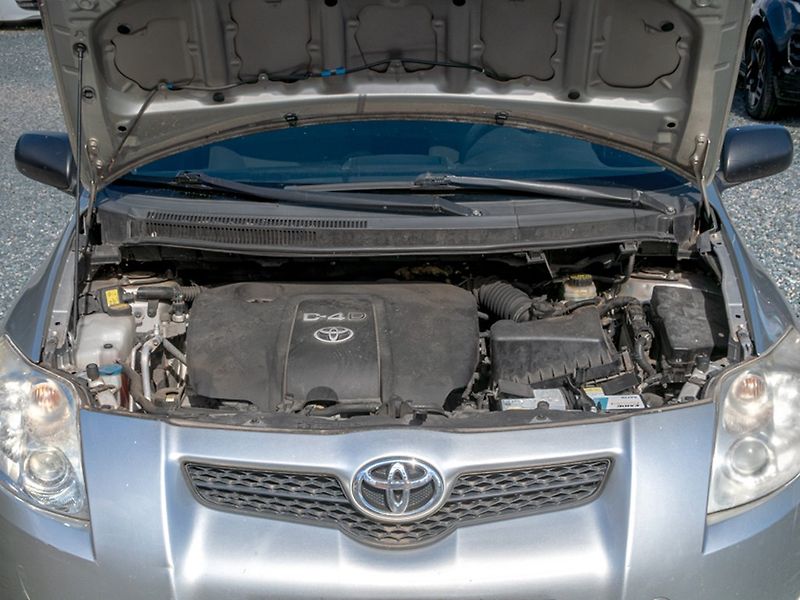 Toyota Auris (2007) ČR 1.4D 66KW – 2x KOLA - fotka 33 z 41