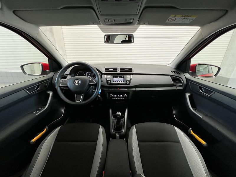 Škoda Fabia 1.2TSI 66kW First Edition TZ  - fotka 7 z 21
