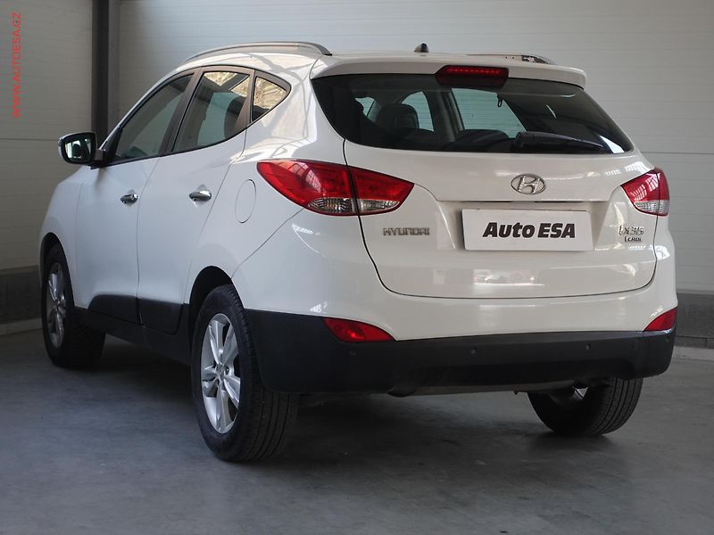 Hyundai ix35 (2012) 1.7 CRDi, AC, tempo, park - fotka 6 z 23