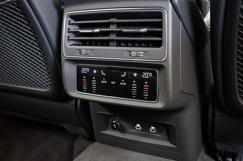 Audi Q7 50 TDI S-LINE*7.MÍST*AIR*DPH* - fotka 13 z 49