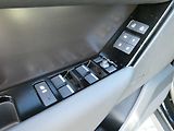 Land Rover Range Rover Velar 3,0 Dynamic SE D300 4x4 aut. - náhled 12