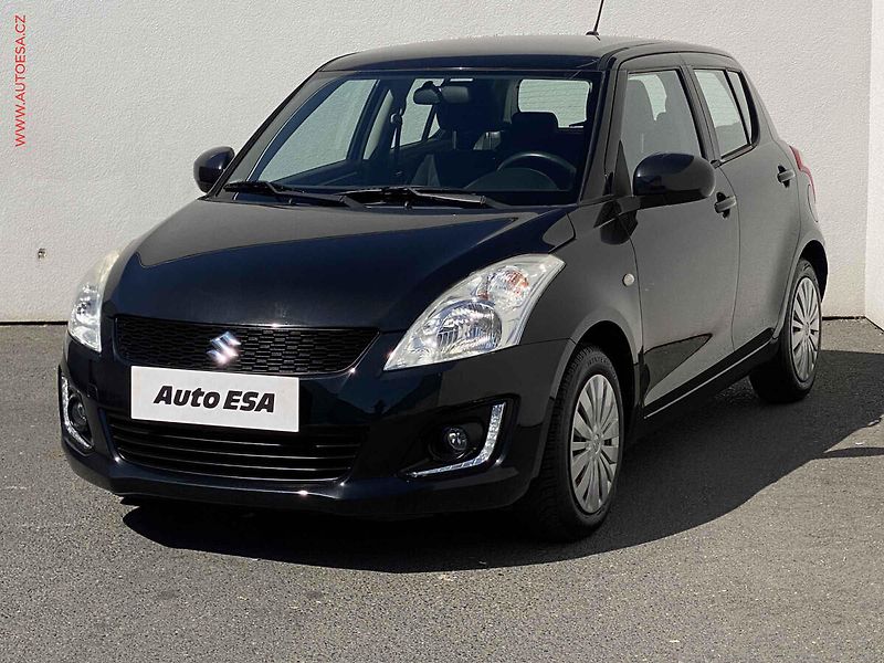 Suzuki Swift (2015) 1.2i, Club, +kola - fotka 3 z 17