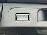 Volkswagen Touran (2023) 2.0 TDI 110kW DSG  Webasto LED - náhled 31