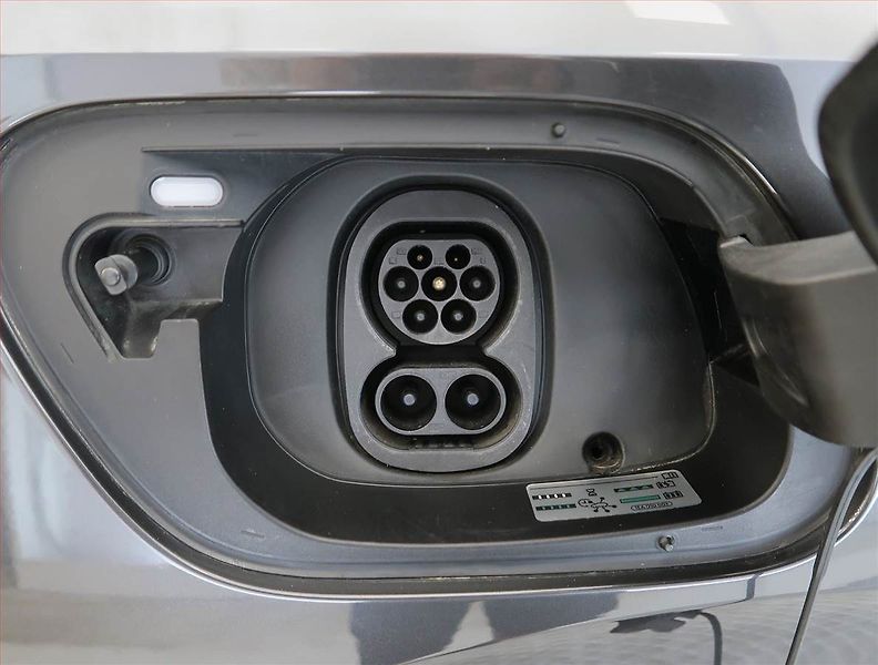 Volkswagen ID.4 (2020) Pro Perf. (82 kWh), SoH 90% - fotka 32 z 33