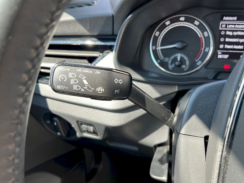 Škoda Kamiq (2023) 1.0 TSI 81 kW Ambition - fotka 17 z 28
