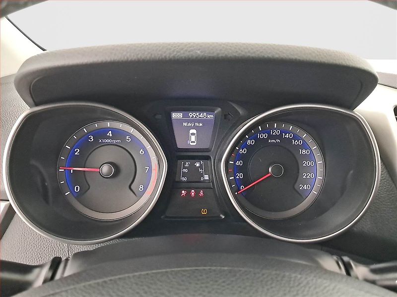 Hyundai i30 (2016) 1.6 GDI, Serv.kniha, Tempomat - fotka 11 z 20