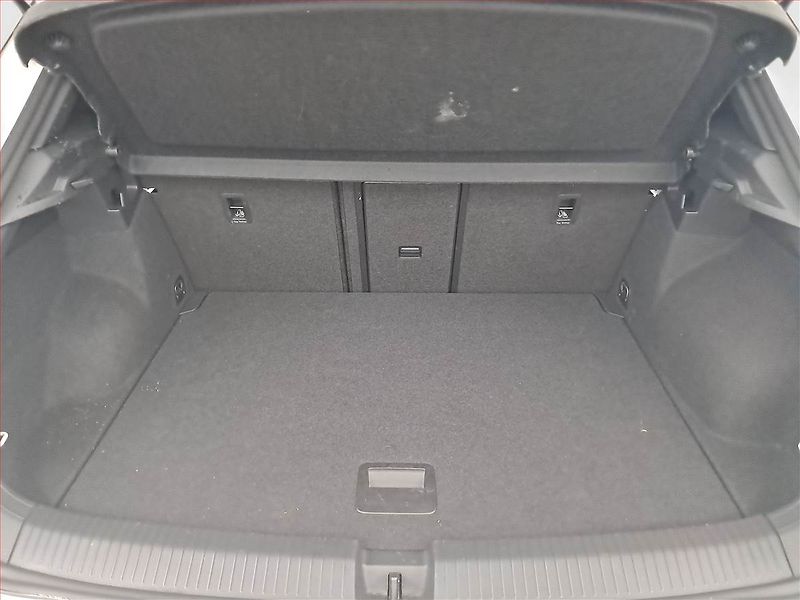 Volkswagen T-Roc (2019) Highline 1.5 TSI - fotka 14 z 16