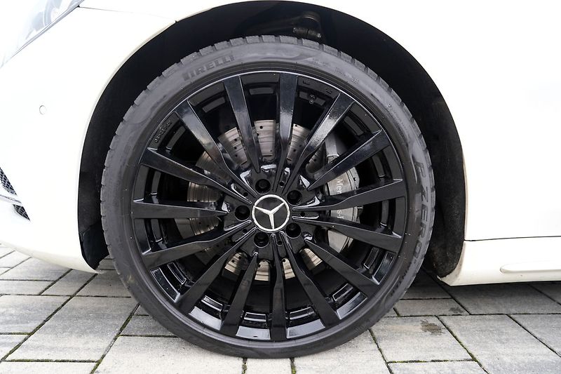 Mercedes-Benz Třídy S S 500 4Matic AMG/Designo/ČR - fotka 14 z 50