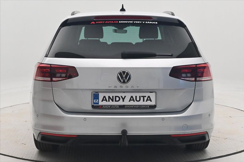 Volkswagen Passat 2,0 TDI 110kW DSG Business Zár - fotka 6 z 32