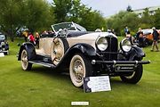 Poslední dubnovou sobotu bude na trávnících v areálu Galerie Golf Hostivař k vidění zhruba padesátka špičkových historických automobilů.