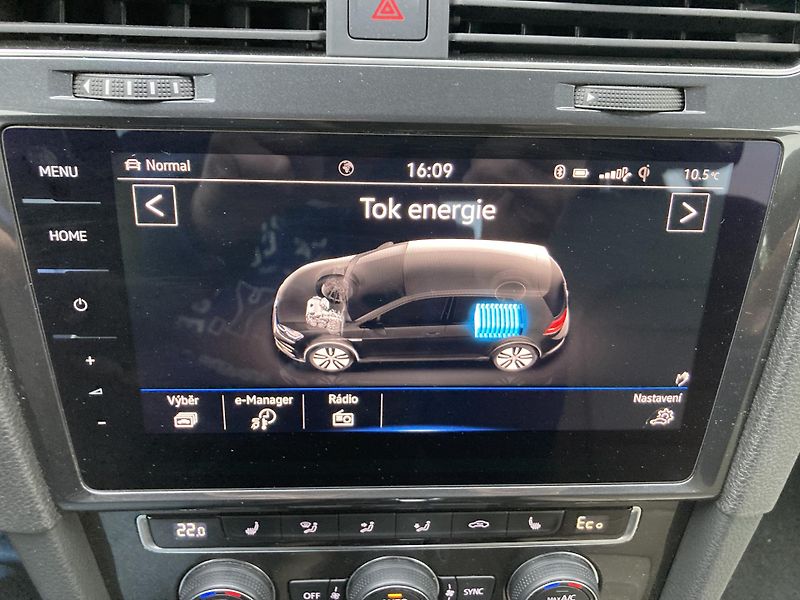Volkswagen Golf (2019) MATRIX NAV DYNAUDIO WINTERPAKE - fotka 24 z 32