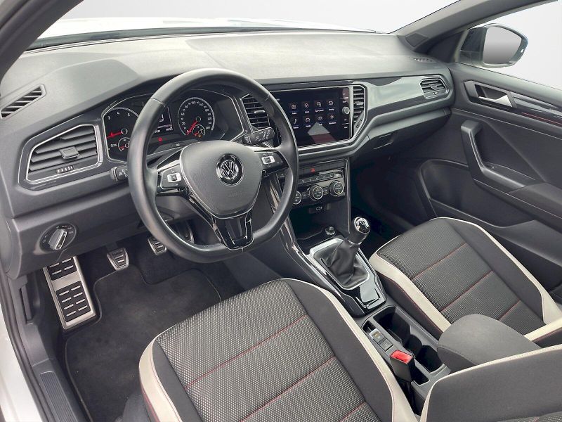 Volkswagen T-Roc (2018) 1.5 TSI 110 kW Highline Sport - fotka 5 z 31