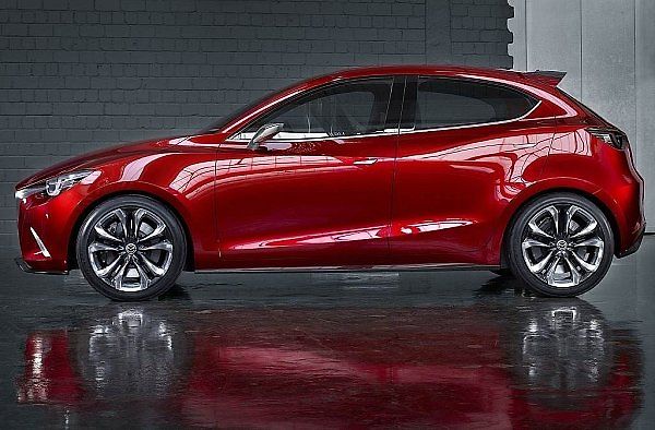 Koncept Mazda Hazumi.