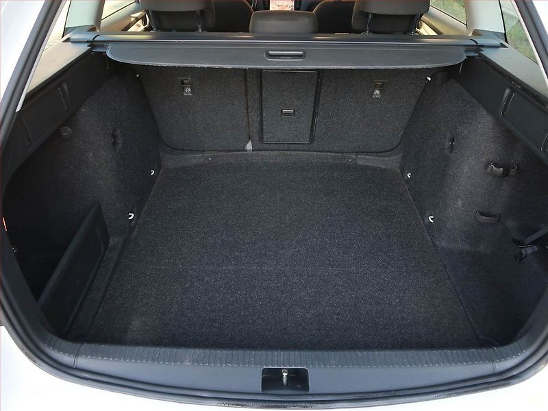 Škoda Octavia (2019) 1.6 TDI, Serv.kniha, Navi - fotka 14 z 16