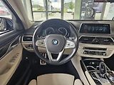 BMW Řada 7 750d xDrive - náhled 25