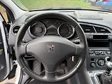 Peugeot 3008 1.6 HDI - náhled 18