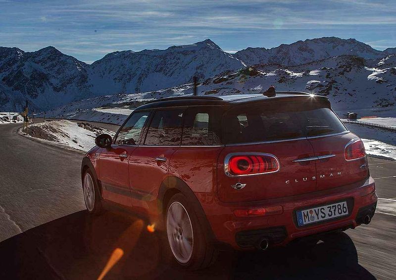 Mini Clubman John Cooper Works.