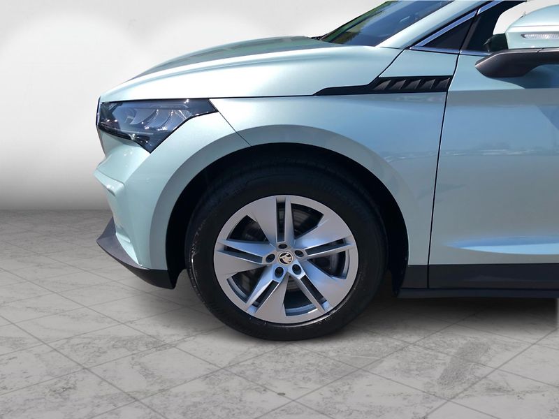 Škoda Enyaq iV 80 150 kW 82 kWh TČ SoH: 90 - fotka 10 z 30