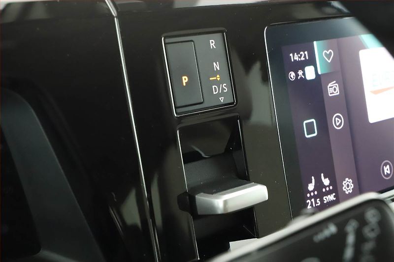 Volkswagen Multivan (2023) 2.0 TDI - fotka 17 z 23