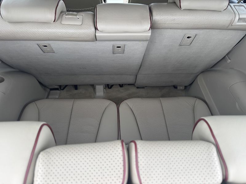 Hyundai Santa Fe (2006) 2.2CRDi,7SEDAČEK - fotka 27 z 39