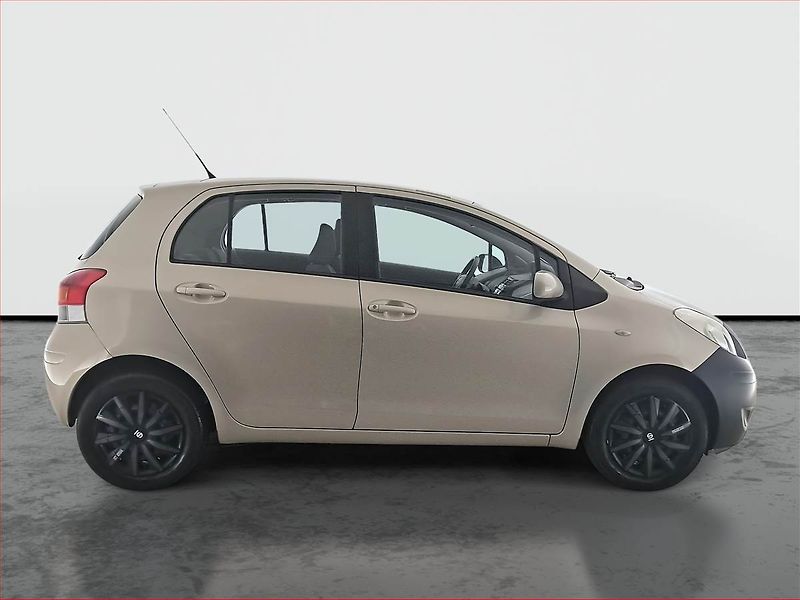 Toyota Yaris (2009) 1.33 Dual VVT-i, Automat - fotka 6 z 15