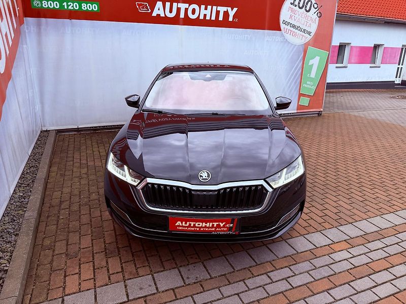 Škoda Octavia 2.0 TDi Style, ČR, 1.Maj, Serv - fotka 2 z 33