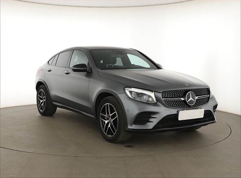 Mercedes-Benz GLC (2019) 300 - fotografie inzerátu