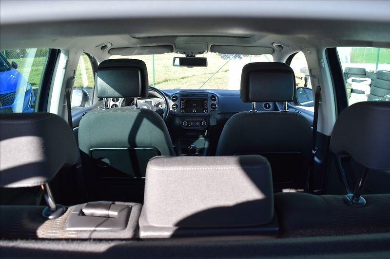 Volkswagen Tiguan 2,0 TDI 103KW NAVI TAŽNÉ ALU - fotka 15 z 47