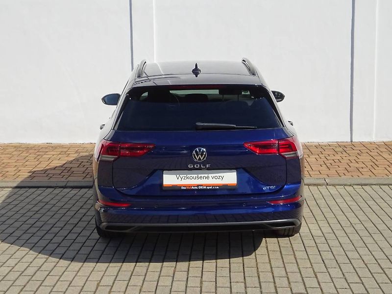 Volkswagen Golf (2022) 1,0TSi /81kW Variant DSG  Life - fotka 28 z 28
