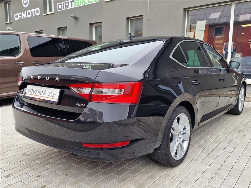 Škoda Superb 2.0TDI 147kW 4x4 DSG Style,ČR - fotka 10 z 50