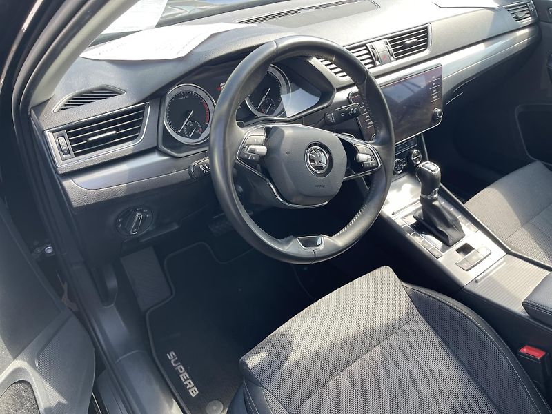 Škoda Superb 2.0 TSi Dsg 4x4 STYLE-DPH-ČR ! - fotka 31 z 54