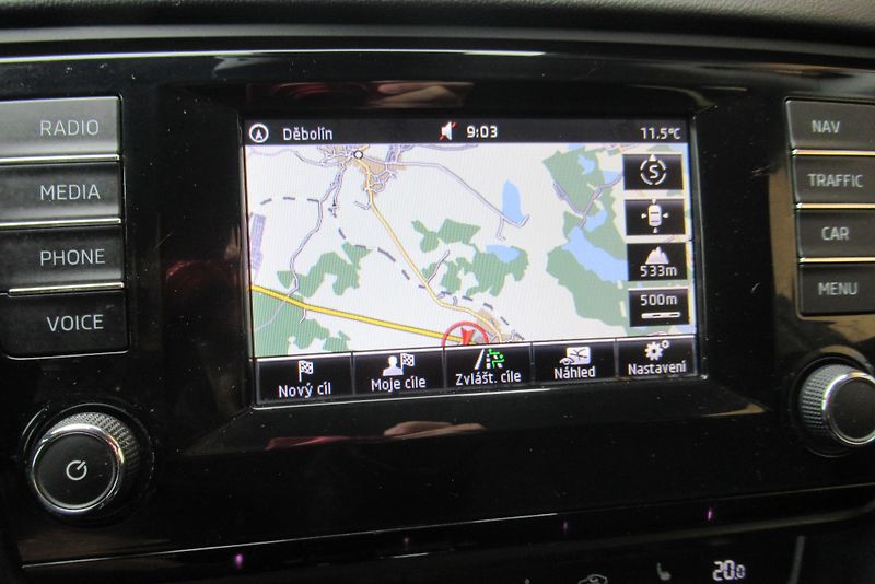 Škoda Octavia 2.0 TDI DSG NAVIGACE XENONY - fotka 13 z 27