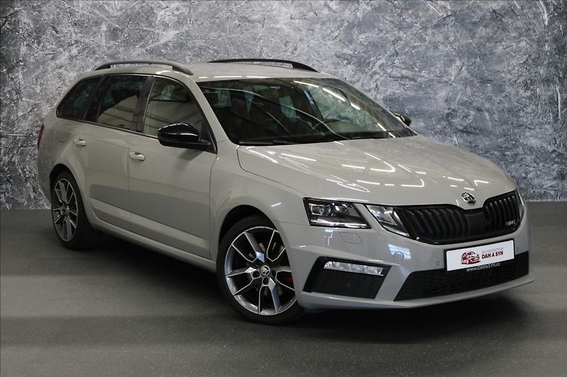 Škoda Octavia 2,0 TDI RS 4x4 DSG TOP VIRTUAL - fotka 2 z 38