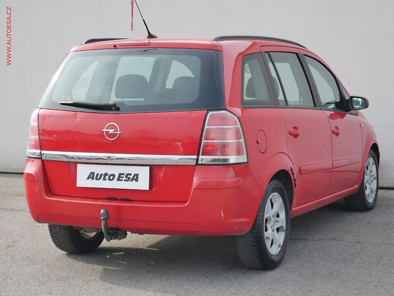 Opel Zafira (2007) 1.9CDTi, AC, temp - fotka 4 z 17