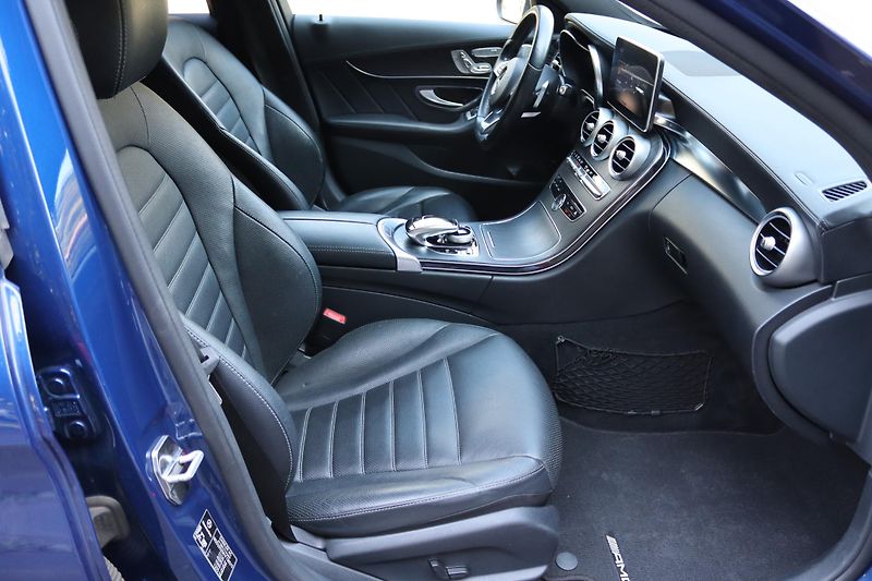 Mercedes-Benz Třídy C C 250 BLUETEC KOMBI AMG 150kW - fotka 47 z 49