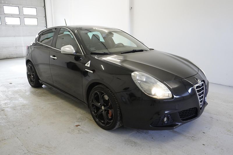 Alfa Romeo Giulietta 1.75 TBI QUADRIFOGLIO VERDE - fotka 4 z 27