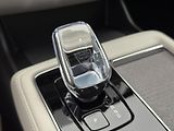 Volvo XC90 (2026) B5 AWD AUT BRIGHT PLUS 7míst - náhled 32