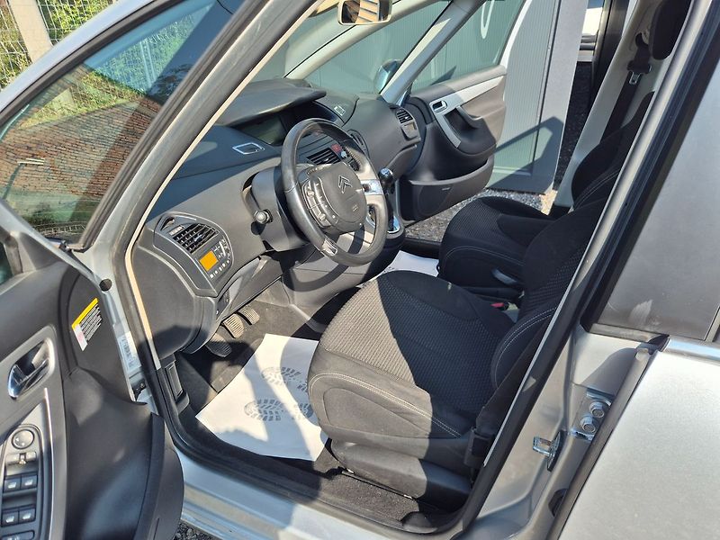 Citroën C4 Picasso 1.6HDi 80kW - Nová STK - fotka 9 z 26